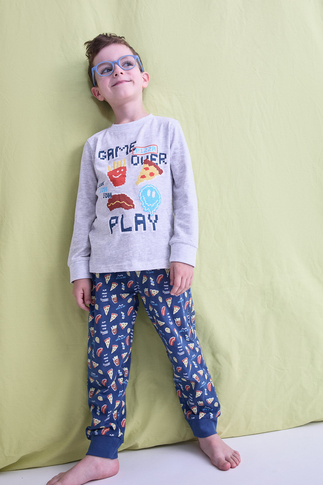 PIJAMA LARGO NIÑO GAME OVER  GRIS VIG. CLARO