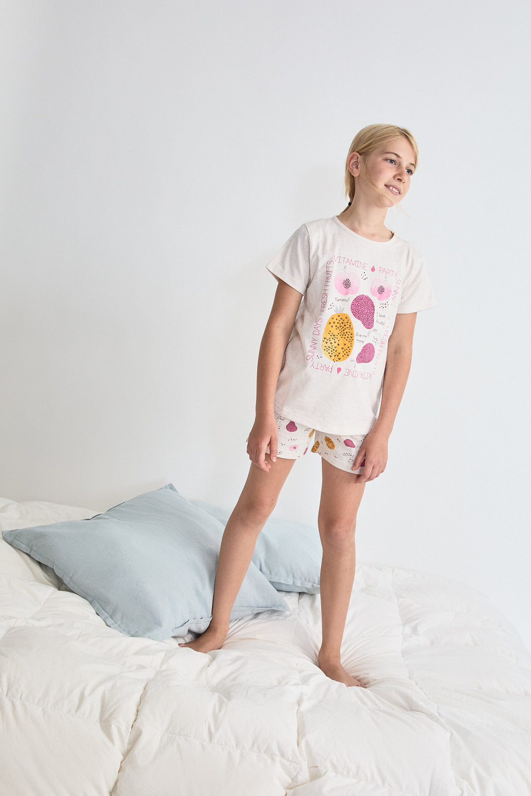 PIJAMA CORTO NIÑA VITAMINE  BEIGE