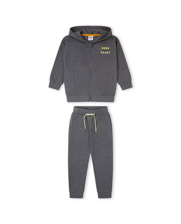 CHÁNDAL CON CAPUCHA NIÑO GRIS