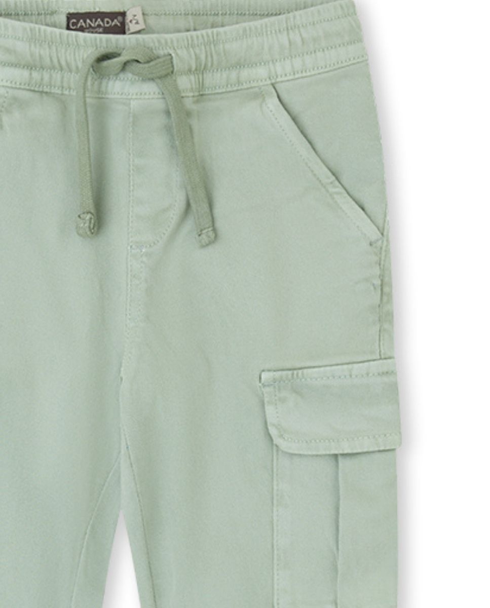 PANTALÓN VERDE