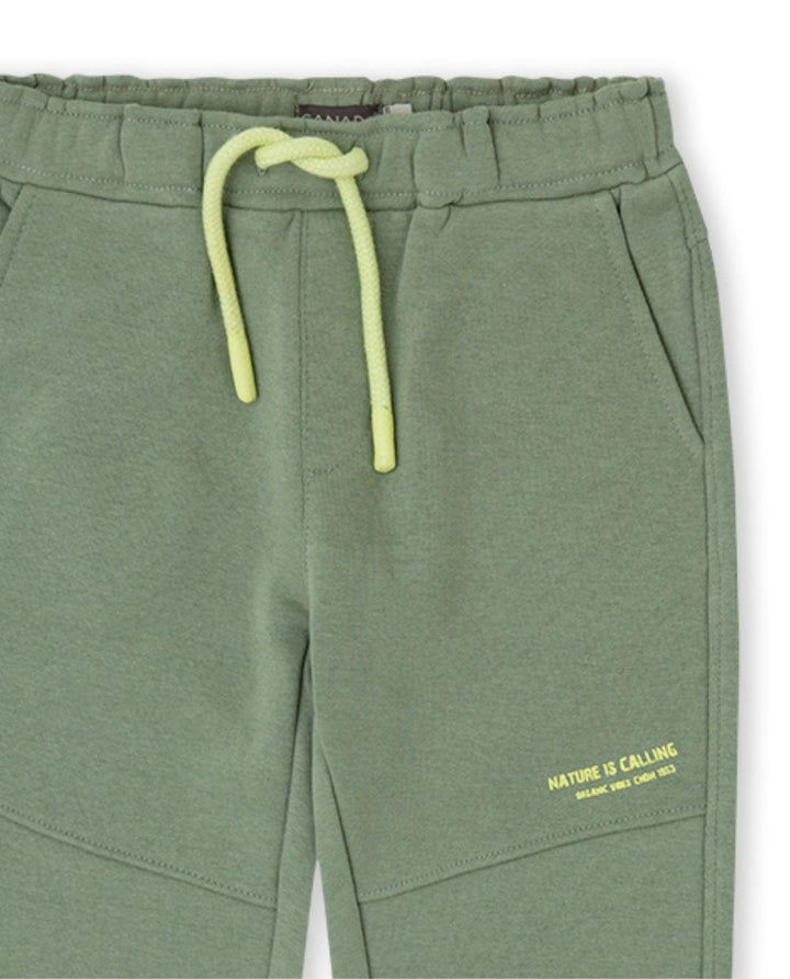 PANTALÓN VERDE